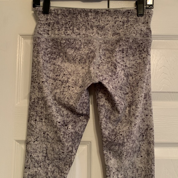 Lululemon, Speckled Wunder Leggings, size 6, EUC - Picture 5 of 13